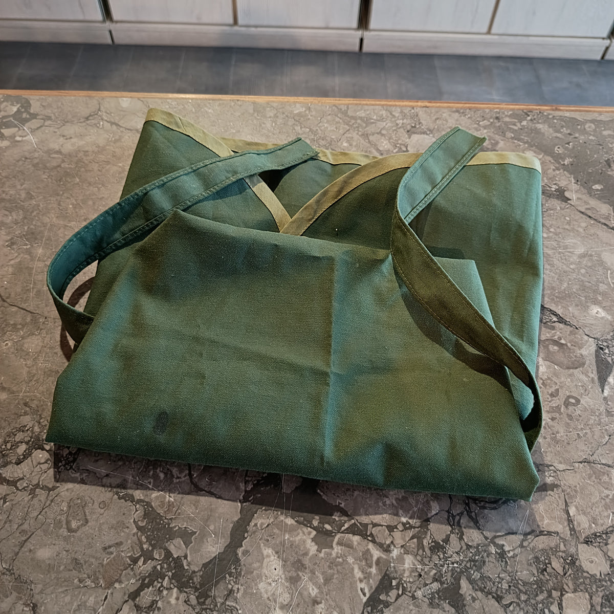 Grembiule * Verde