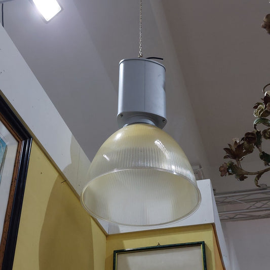 Lampadario In Stile Industriale