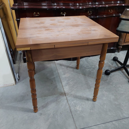 Tavolo Da Cucina In Formica* All Cm80x80/135x75h