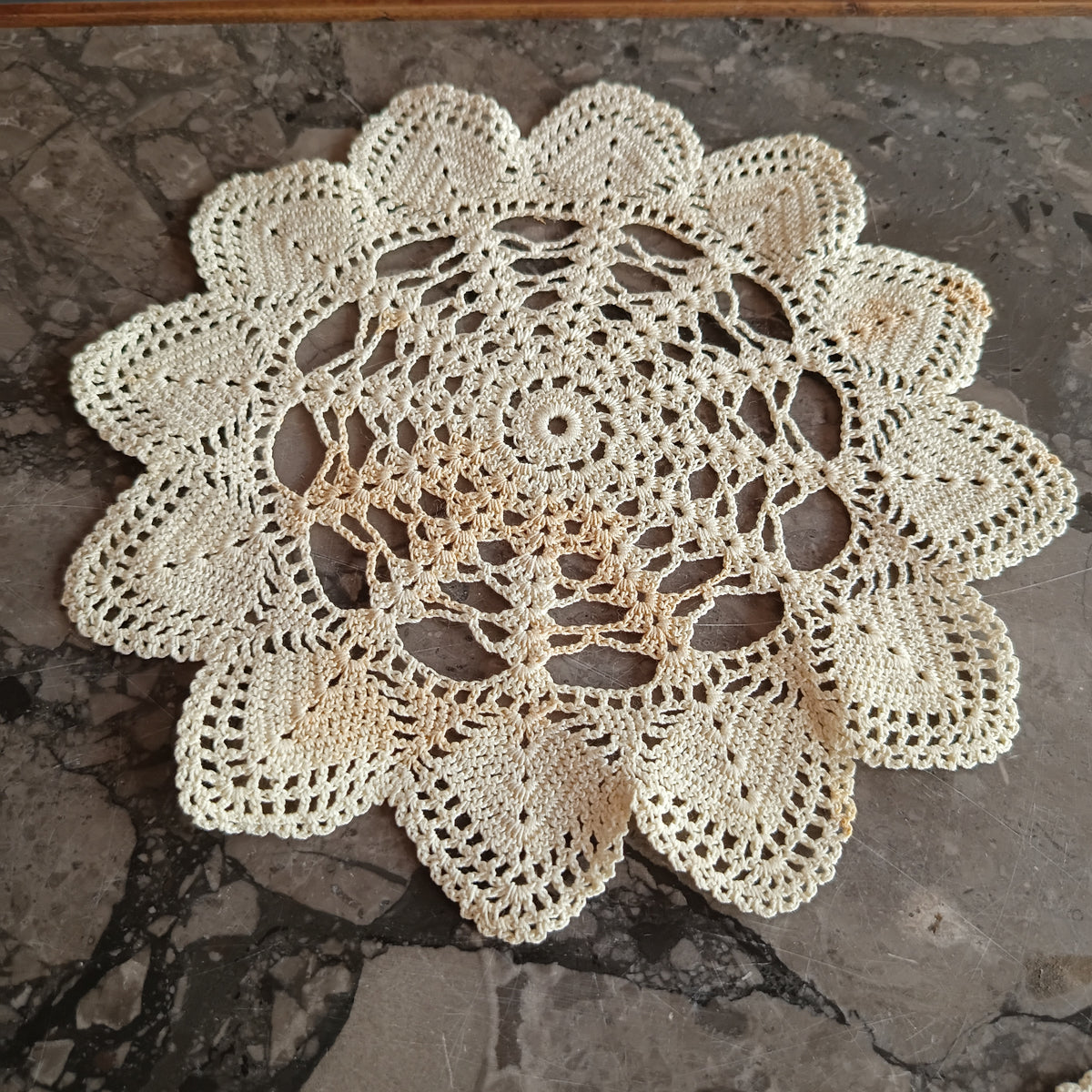 Centrino Bianco Stella D.22cm