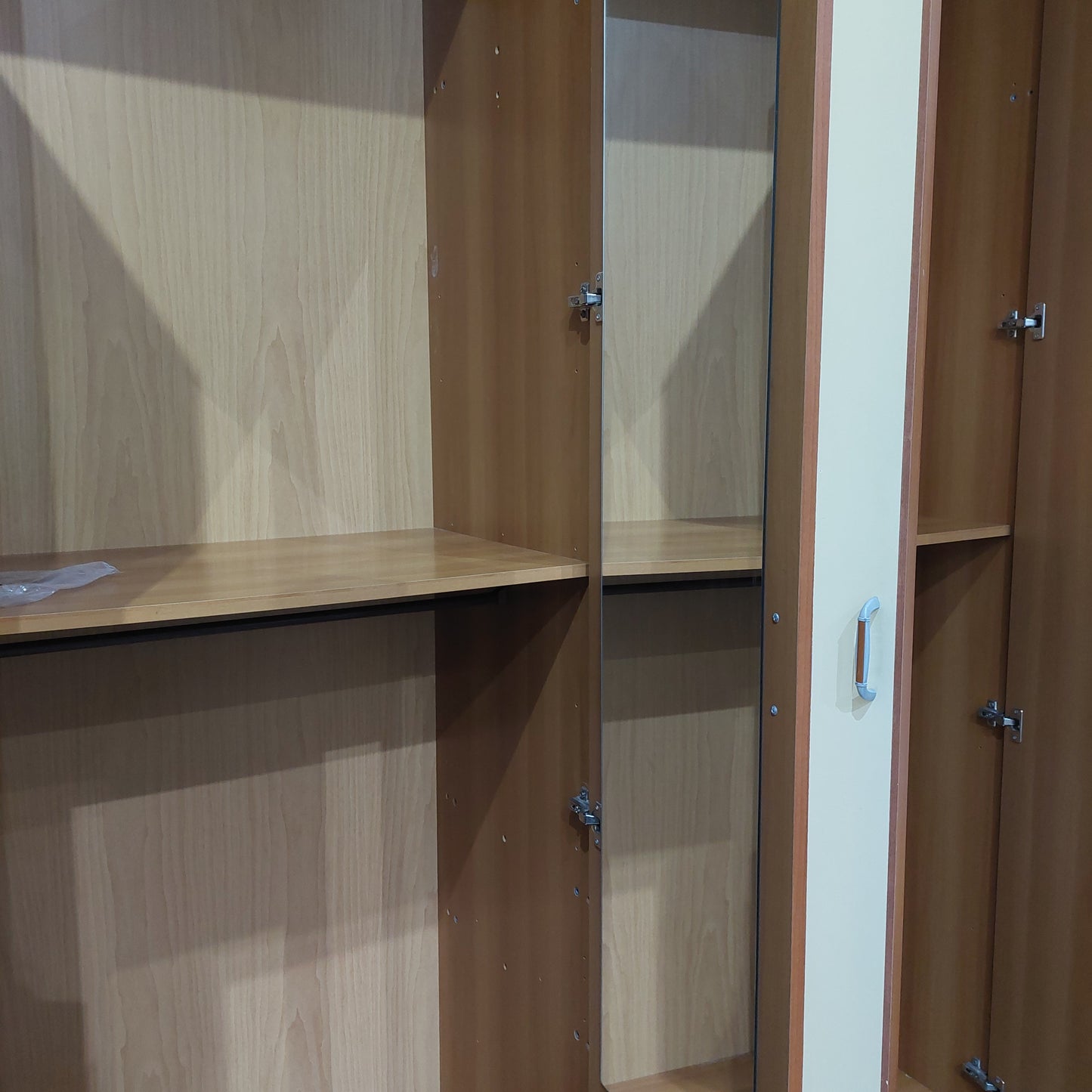 Armadio Beige 4 Ante Cm182x60x247h
