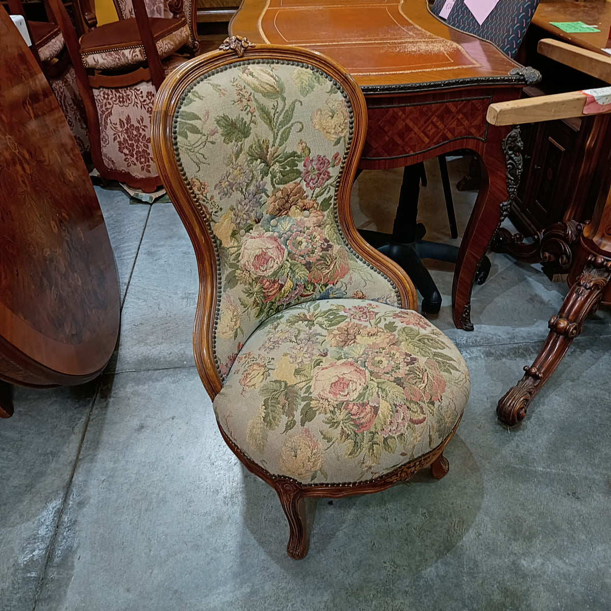 Poltroncina Bassa Imbot. Tessuto Fiori