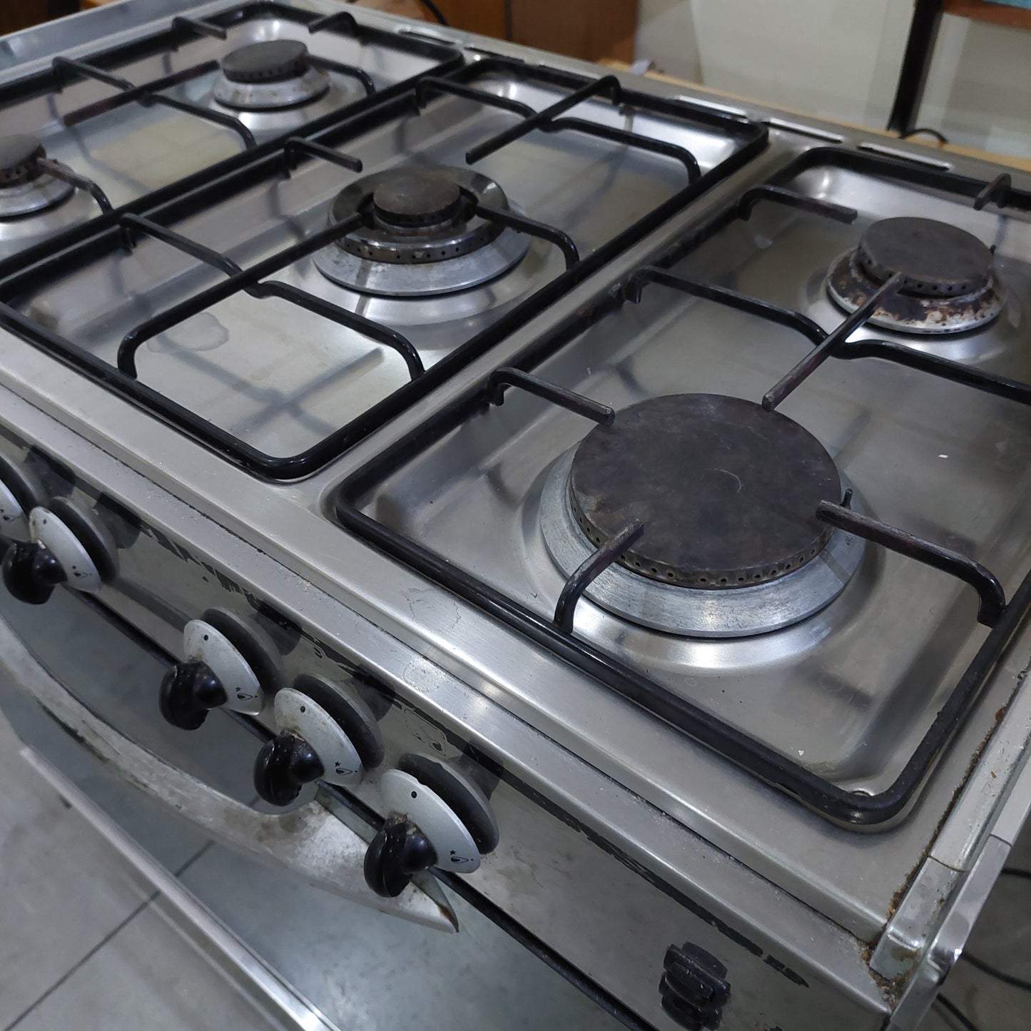 Delonghi Cucina 5 Fuochi Con Forno E Cappa Cm80x50x84h