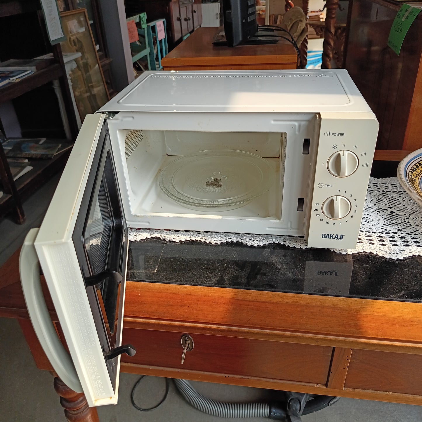 Forno A Micoonde Bakaji Mw-20.756.1 20 Litri