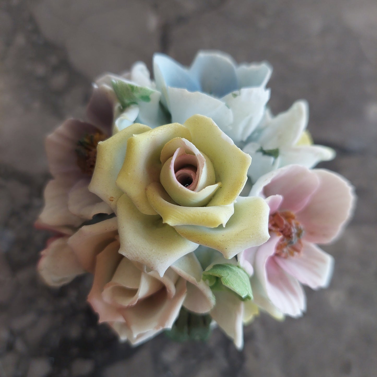 Soprammobile Fiori Porcellana * Capodimonte