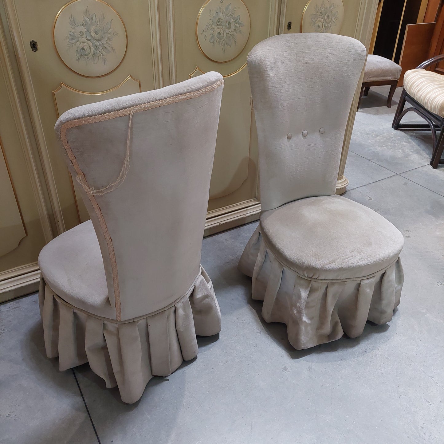 Poltroncina Da Camera Velluto Beige Anni 50