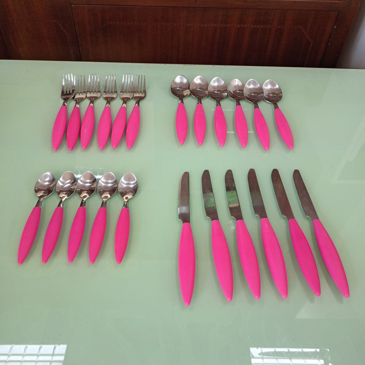 Set/23 Posate Fuxia