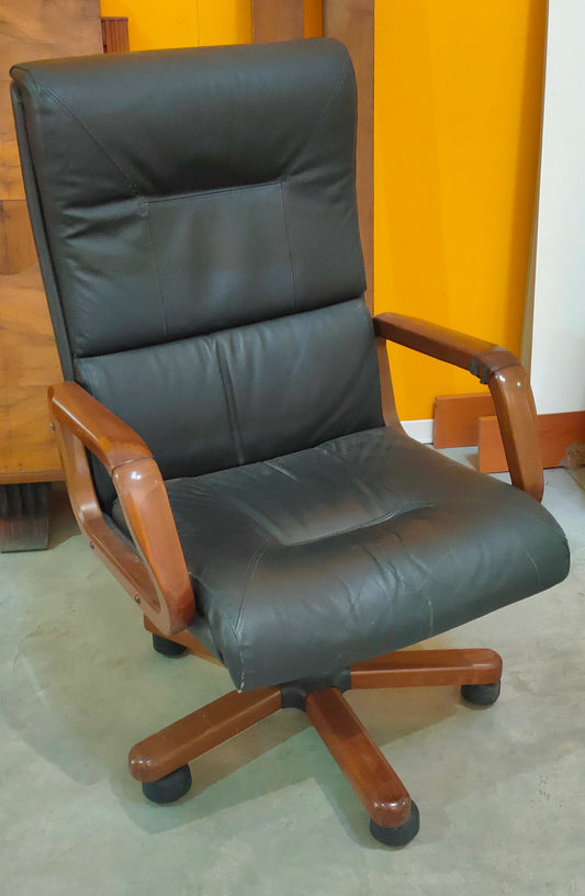 Poltrona Da Ufficio Legno Pelle Nera Crisafulli