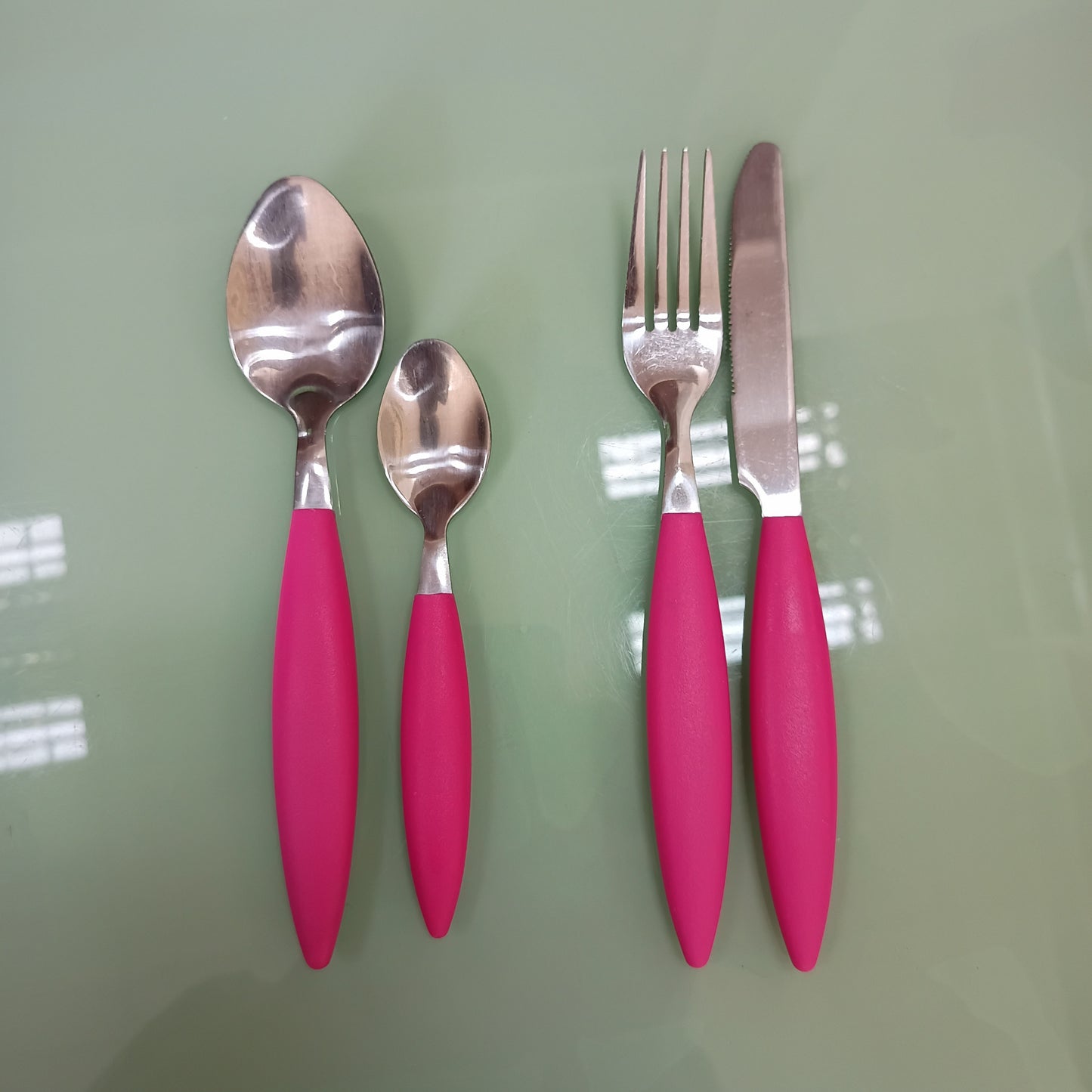 Set/23 Posate Fuxia