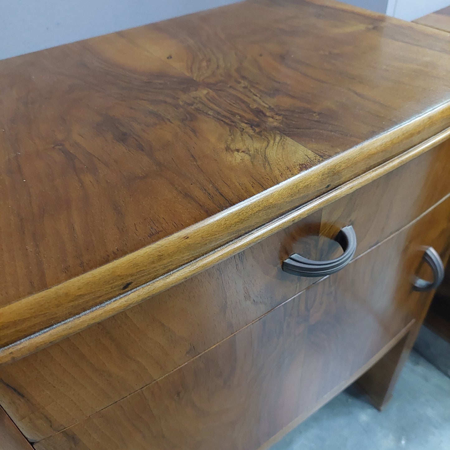 Coppia Comodini Radica Di Noce St.deco' 1/c 1/s Cm55,5x34x62h