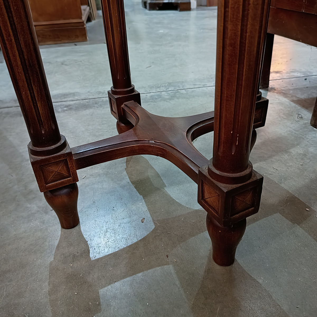 Alzatina Intagliata 4piedi C/marmo D.44x85h