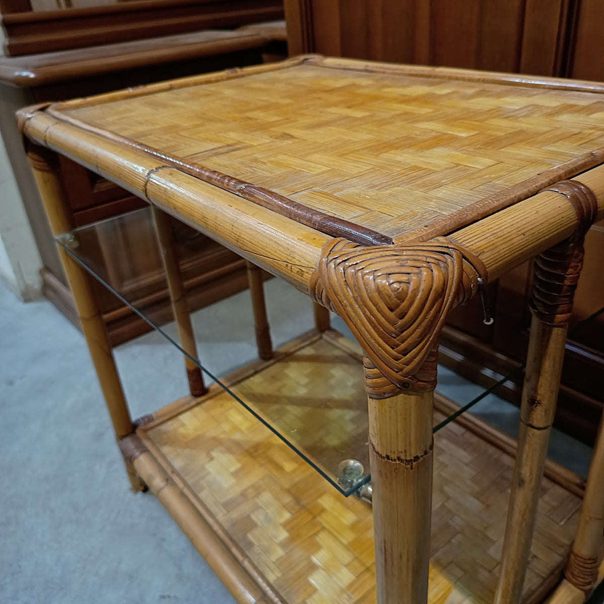 Tavolino Bamboo C/mensolina Vetro 2/r Cm61x44x60