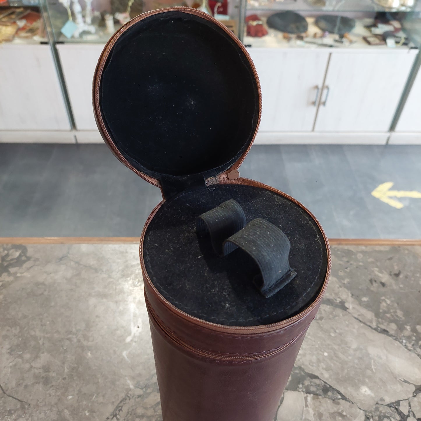 Borsa Porta Bottiglia Di Vino In Cuoio*