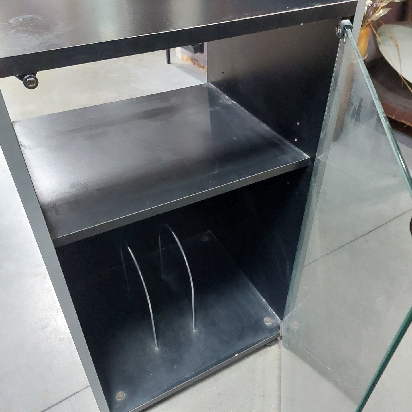 Mobiletto Portastereo Nero Cm46x40x85h