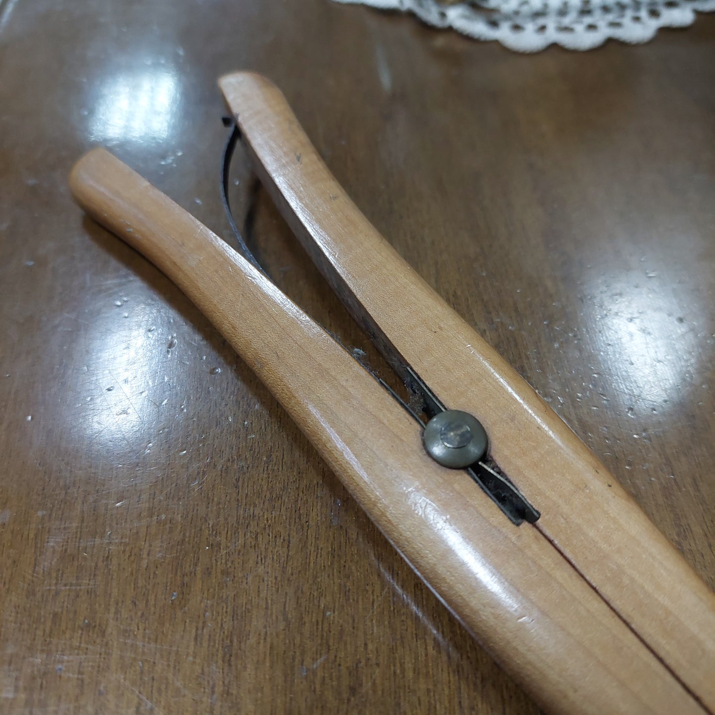 Pinza Allarga Guanti In Legno Anni '50
