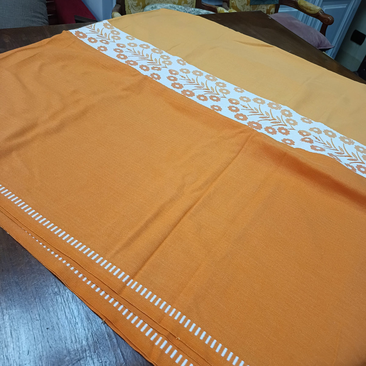 Copriletto Arancio Margherite Cm 250x180