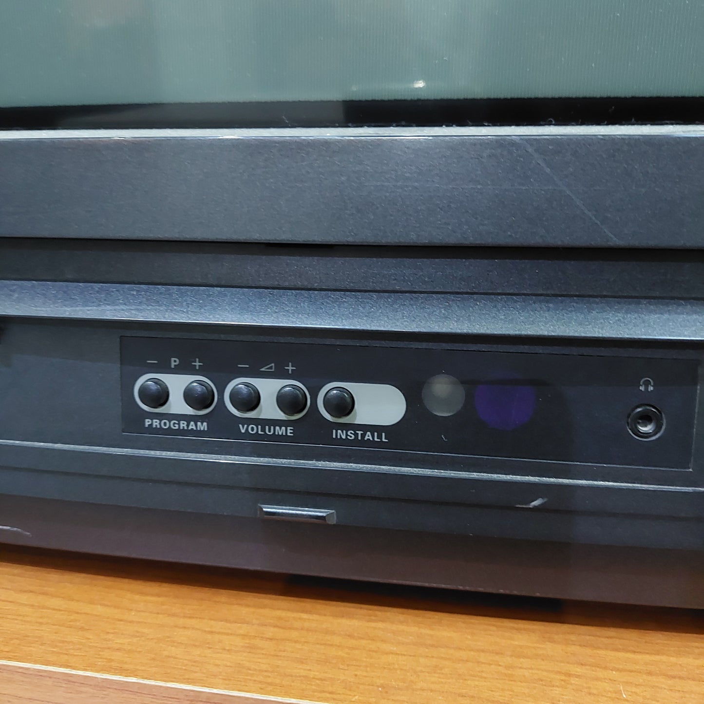 Televisore* Vintage Philips Model 28mn1370