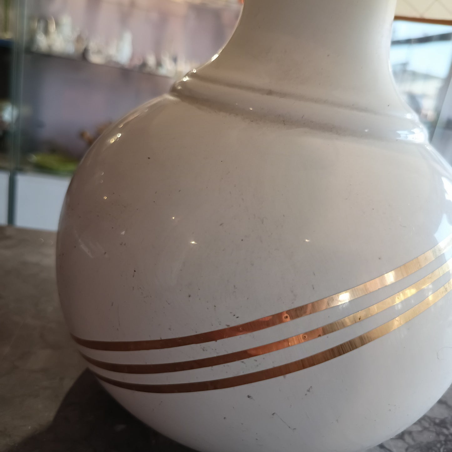 Lampada Ceramica Bianca Oro Paralume Beige