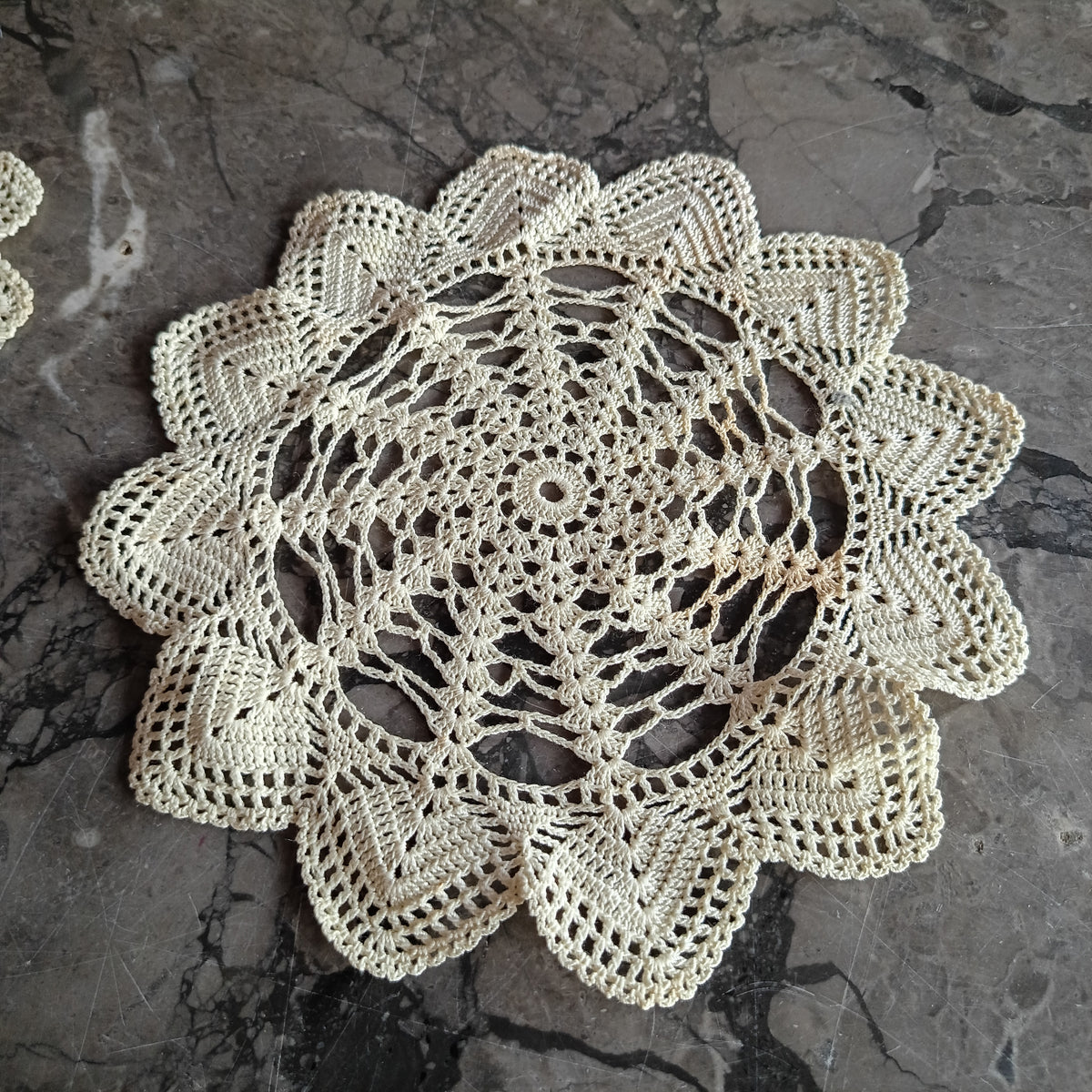 Centrino Bianco Stella D.22cm