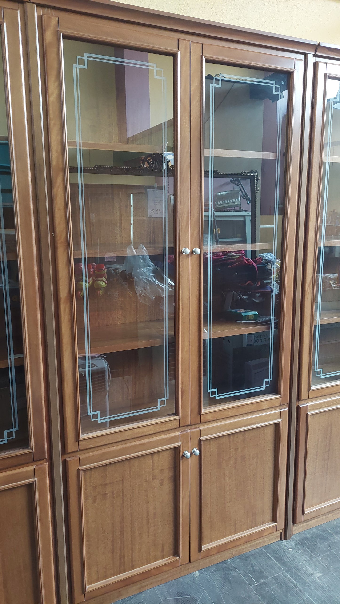 Parete Libreria Vetrina Noce 10/a 10/s Cm563x37x231h