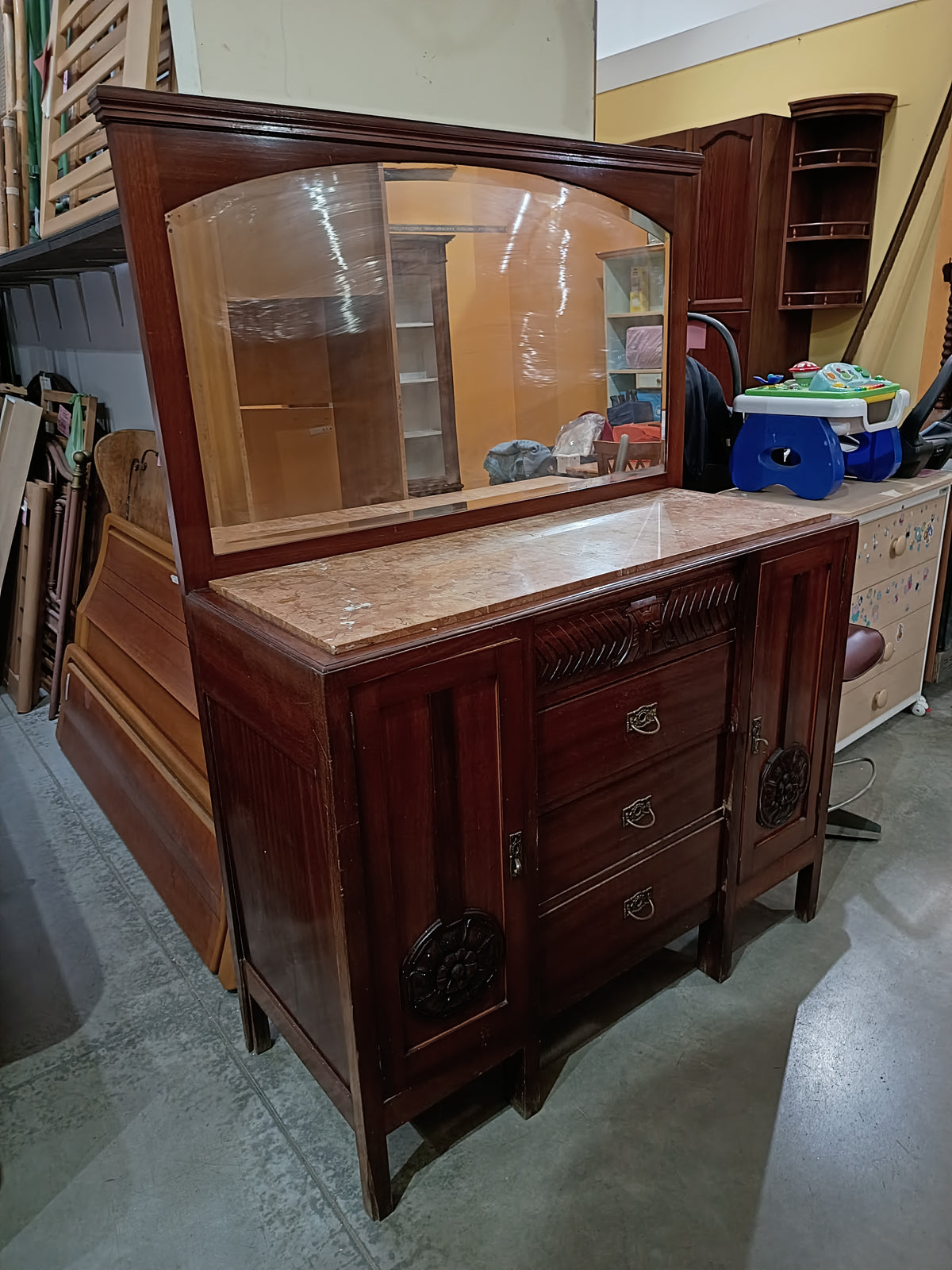 Credenza Con Specchio Mogano 4/c 2/a Cm135x53x178