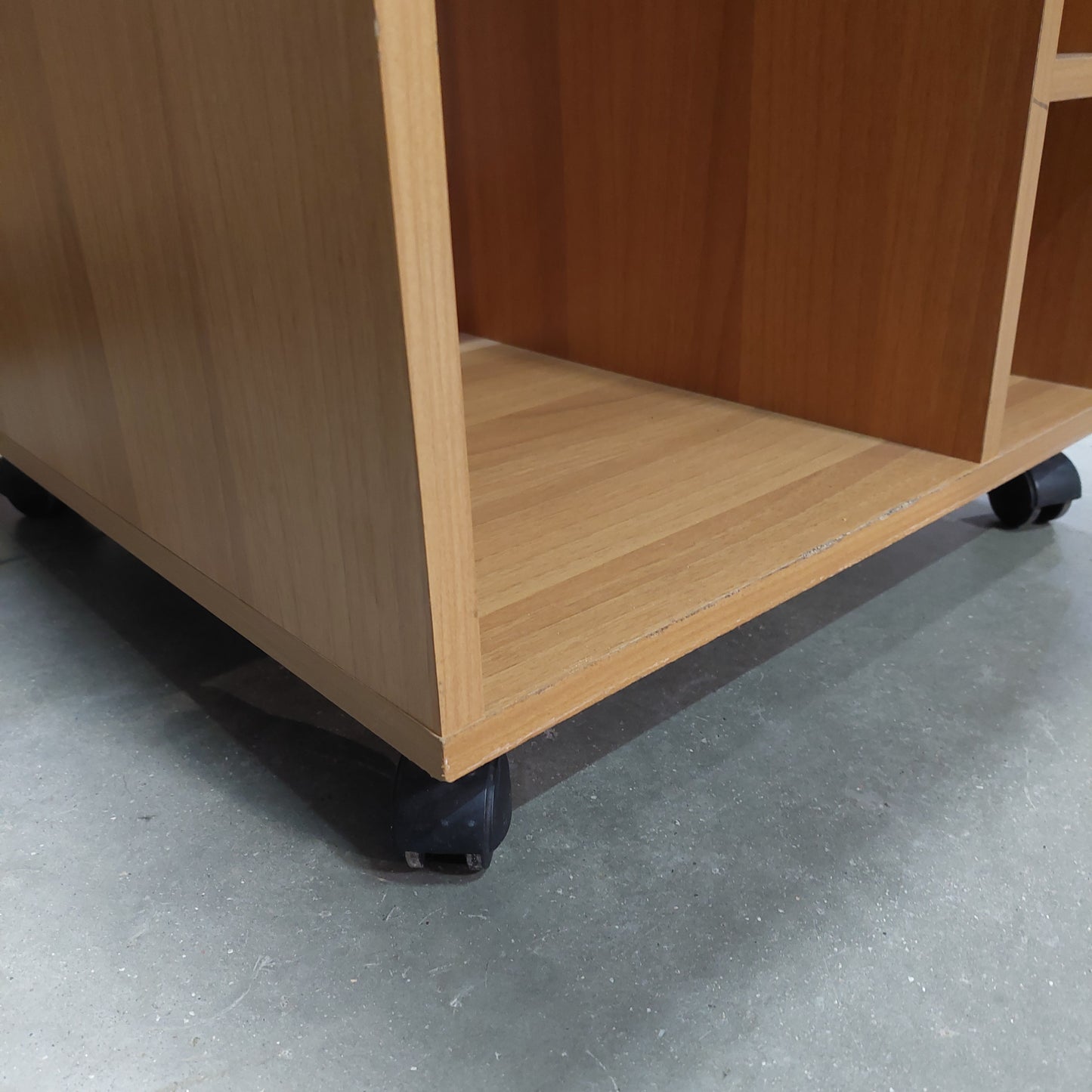 Mobiletto Portatv Ciliegio C/ruote Cm48x51x66h
