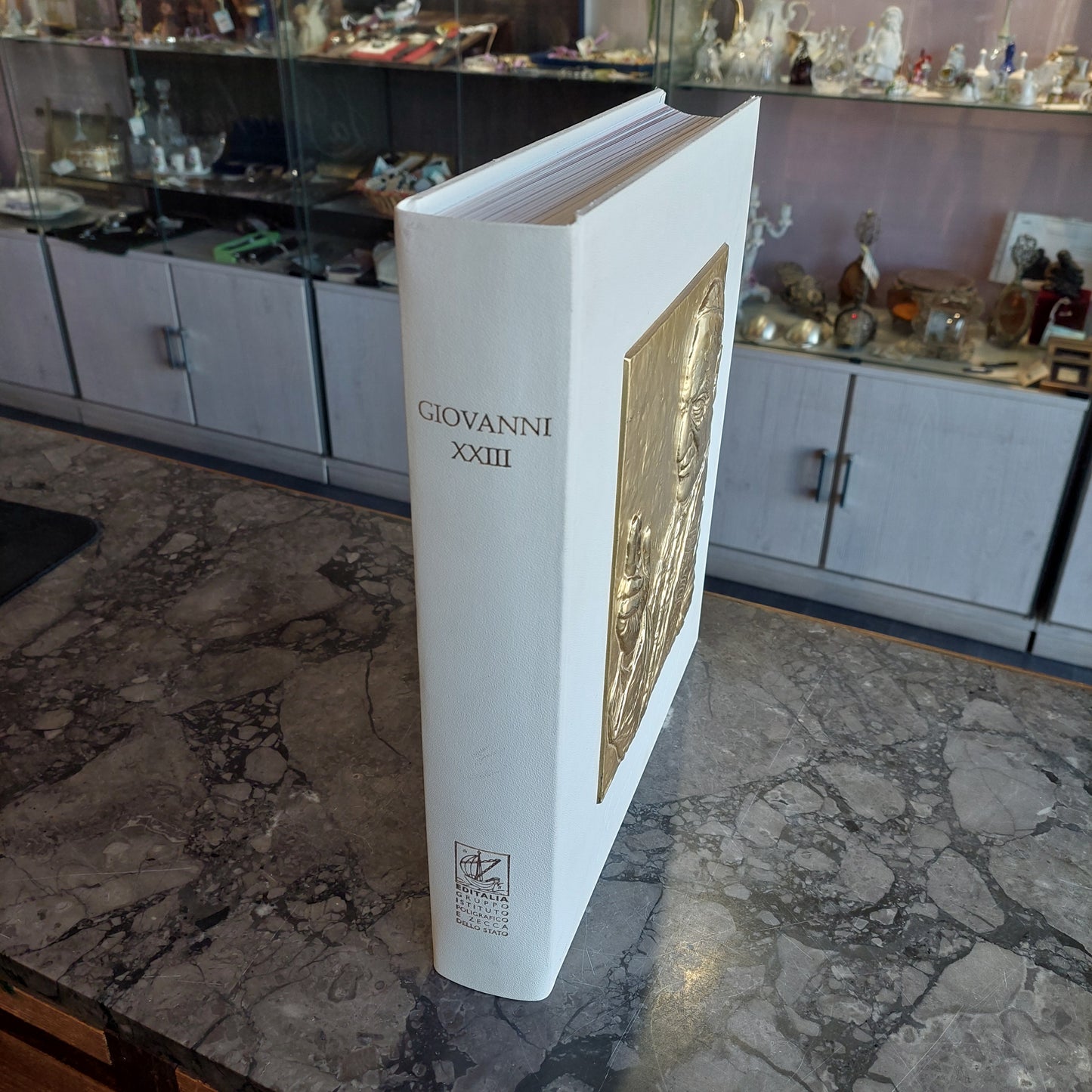 L/giovanni Xxiii Ed.editalia Bassorilievo Arg
