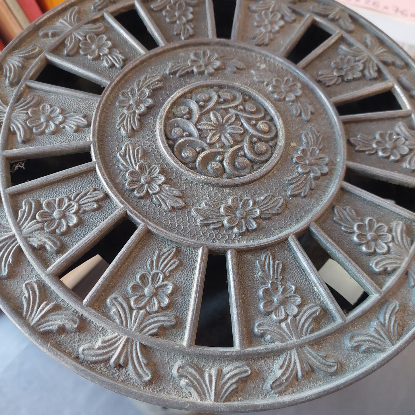 Alzatina Portavaso Ottone Brunito Anni70 D.31x91h
