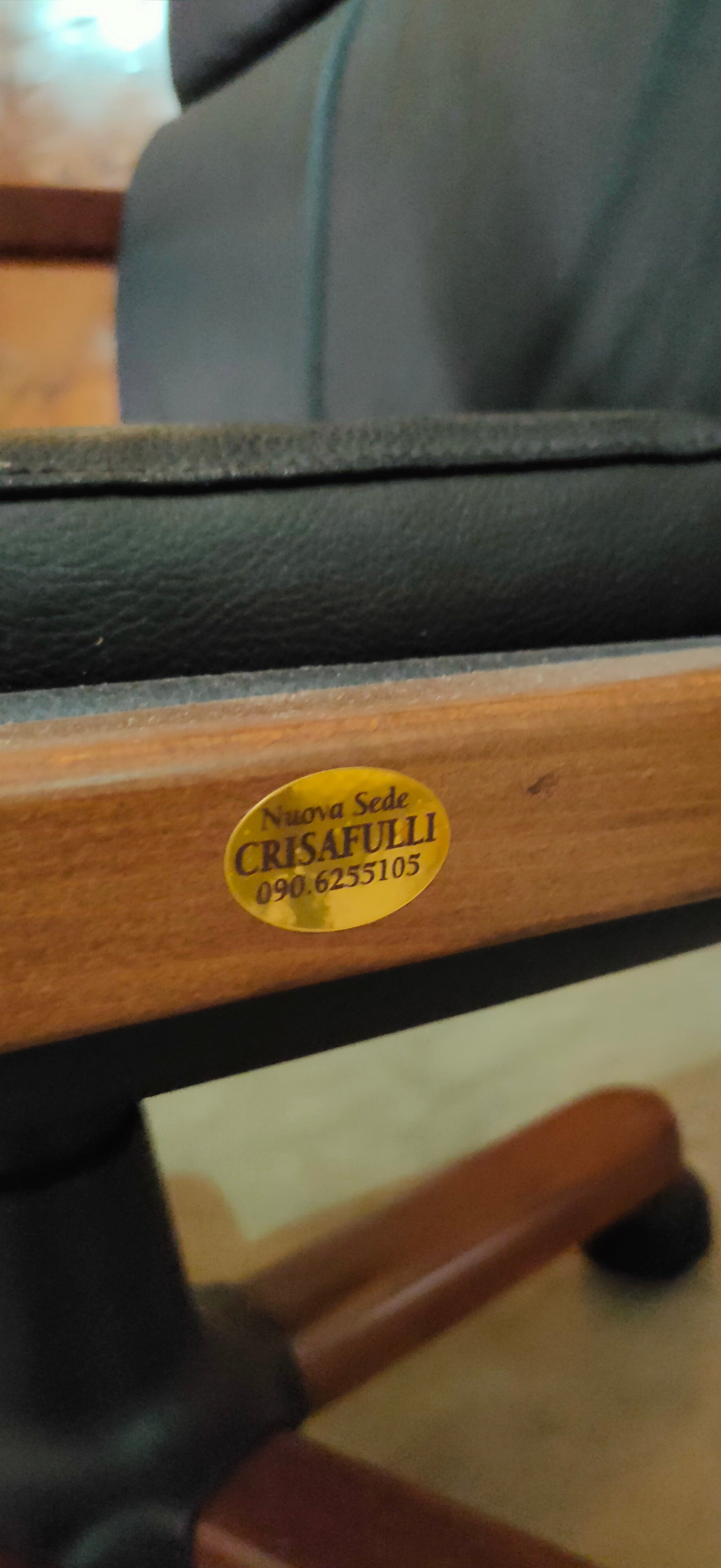Poltrona Da Ufficio Legno Pelle Nera Crisafulli
