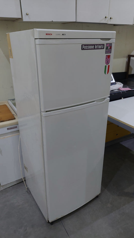 Frigorifero Bosch Cooler Cm60x60x154h