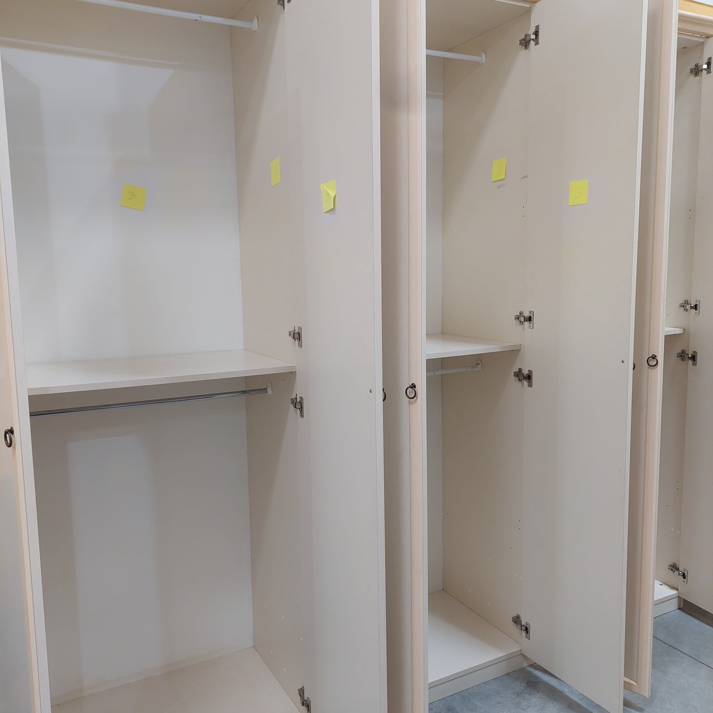 Armadio In Legno Bianco 6 Ante Cm280x62x246h