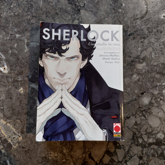 Sherlock Uno Studio In Rosa