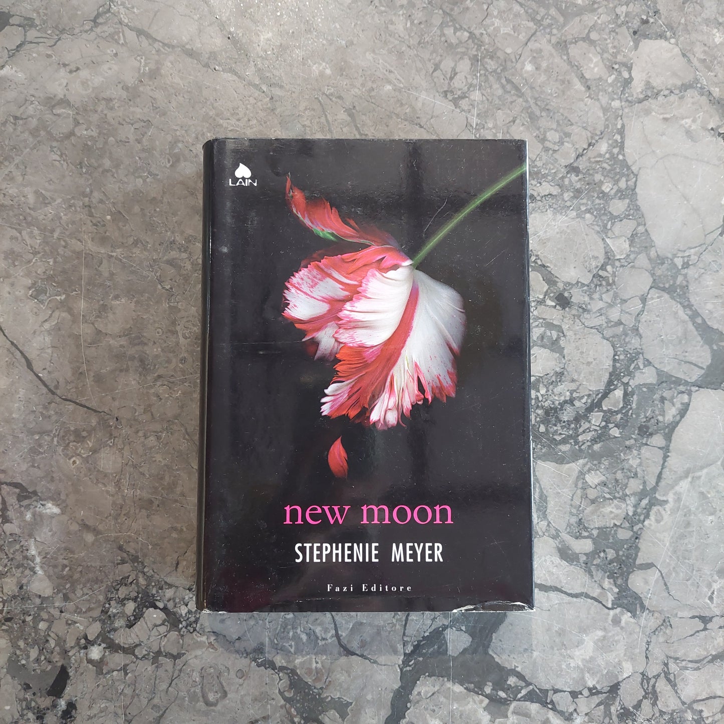L/new Moon - Stephenie Meyer