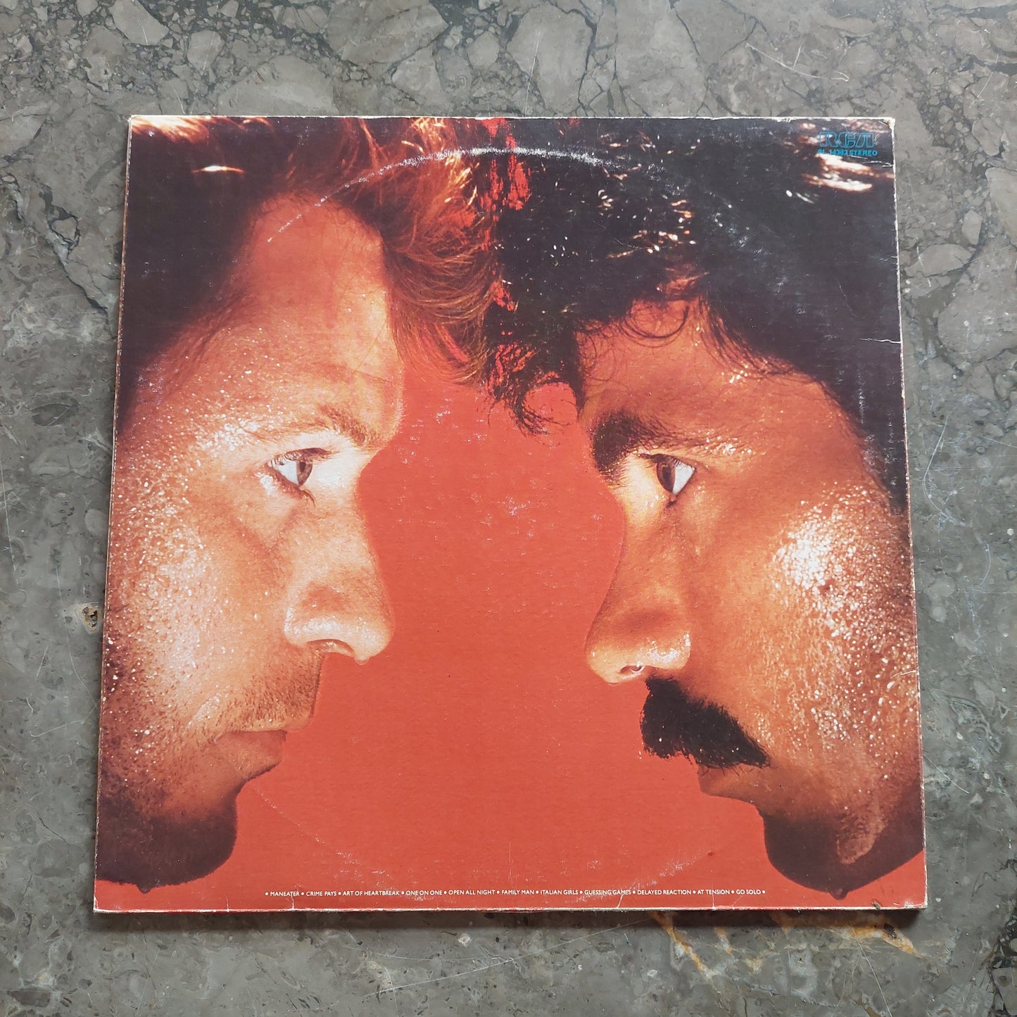V/daryl Hall  + John Oates