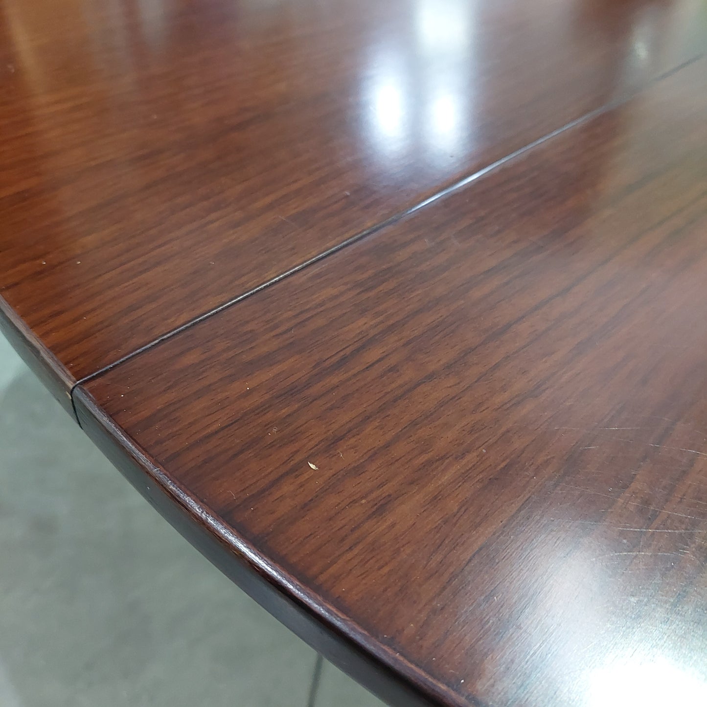 Tavolo Tondo All. Design "clessidra" Anni 70 D120+40
