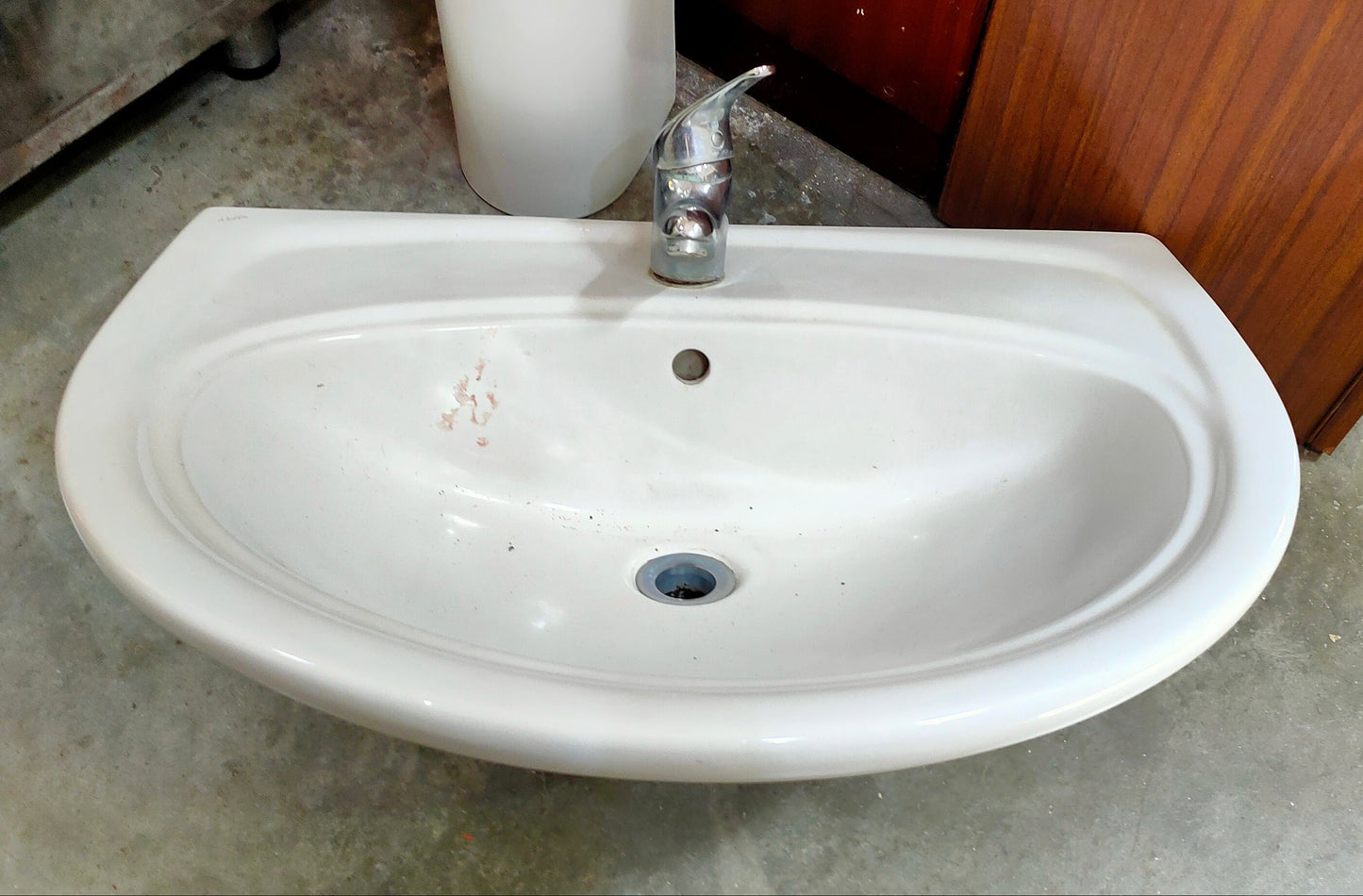 Lavandino Bagno Con Colonna "delta" Cm67x55x90h