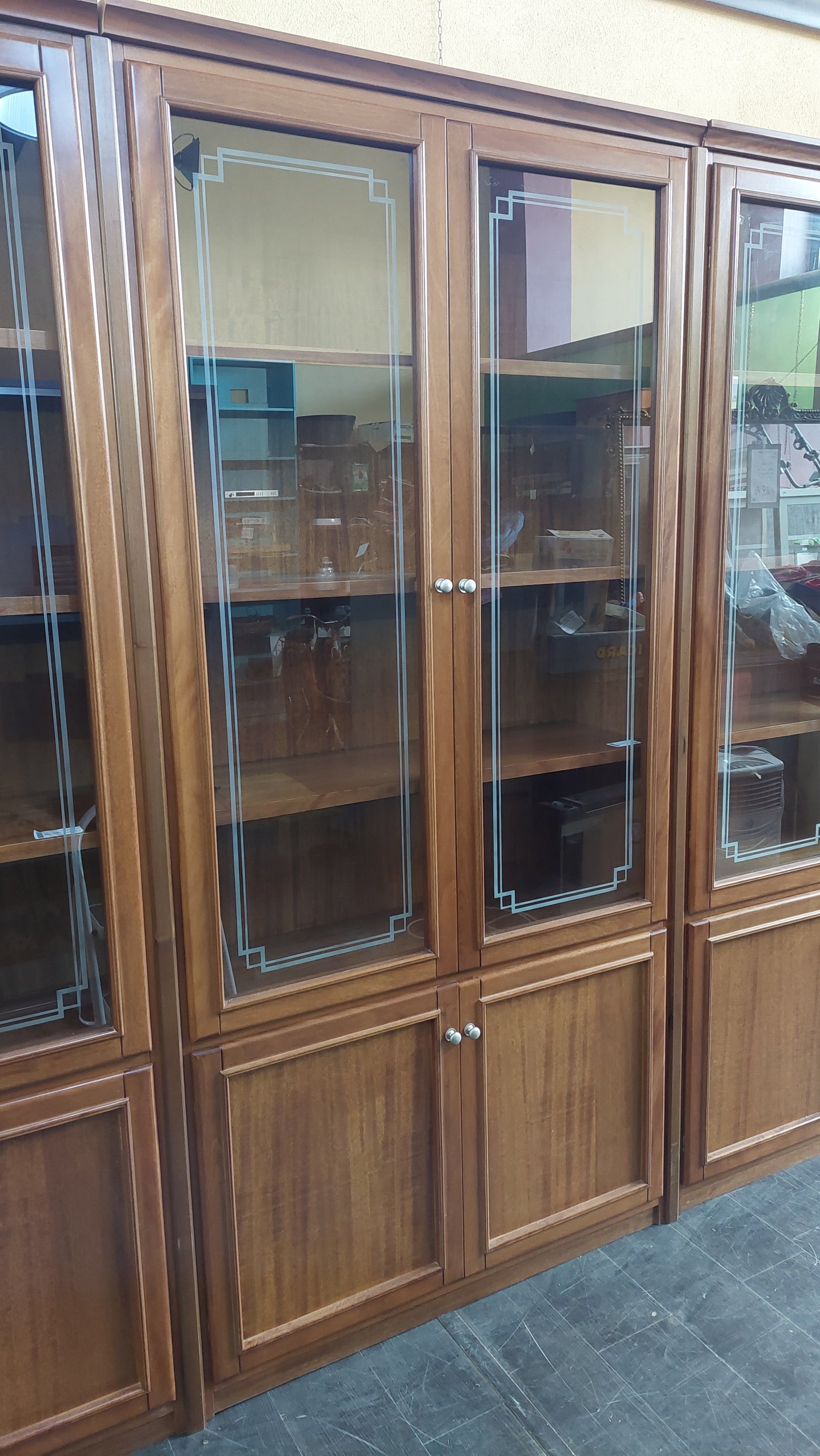 Parete Libreria Vetrina Noce 10/a 10/s Cm563x37x231h
