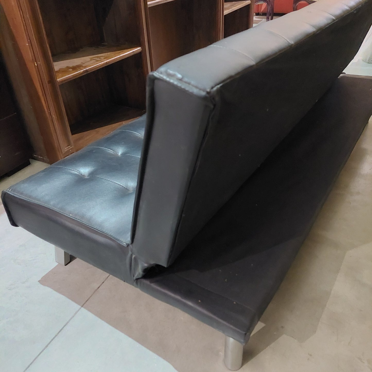 Divano Letto Pelle Nera Cm180x80 (cm180x95)