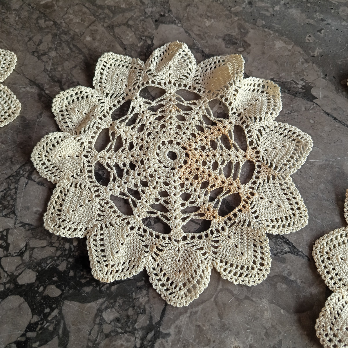 Centrino Bianco Stella D.22cm