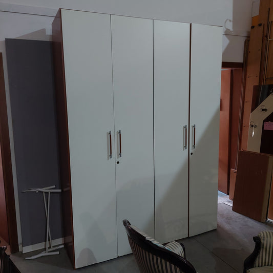 Armadio* 4/a Bianco/ciliegio Cm 180x57x246h