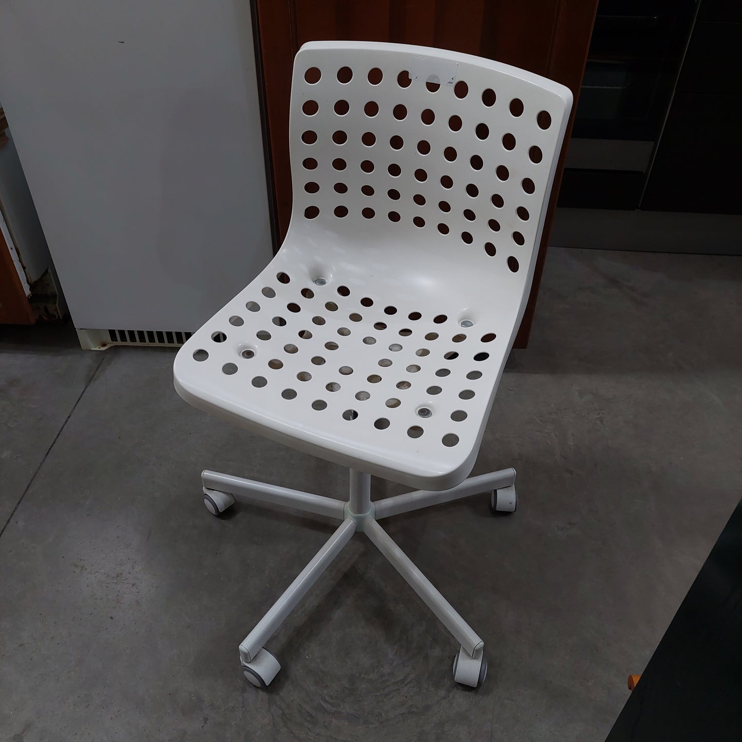 Sedia Girevole Bianca Ikea Skalberg