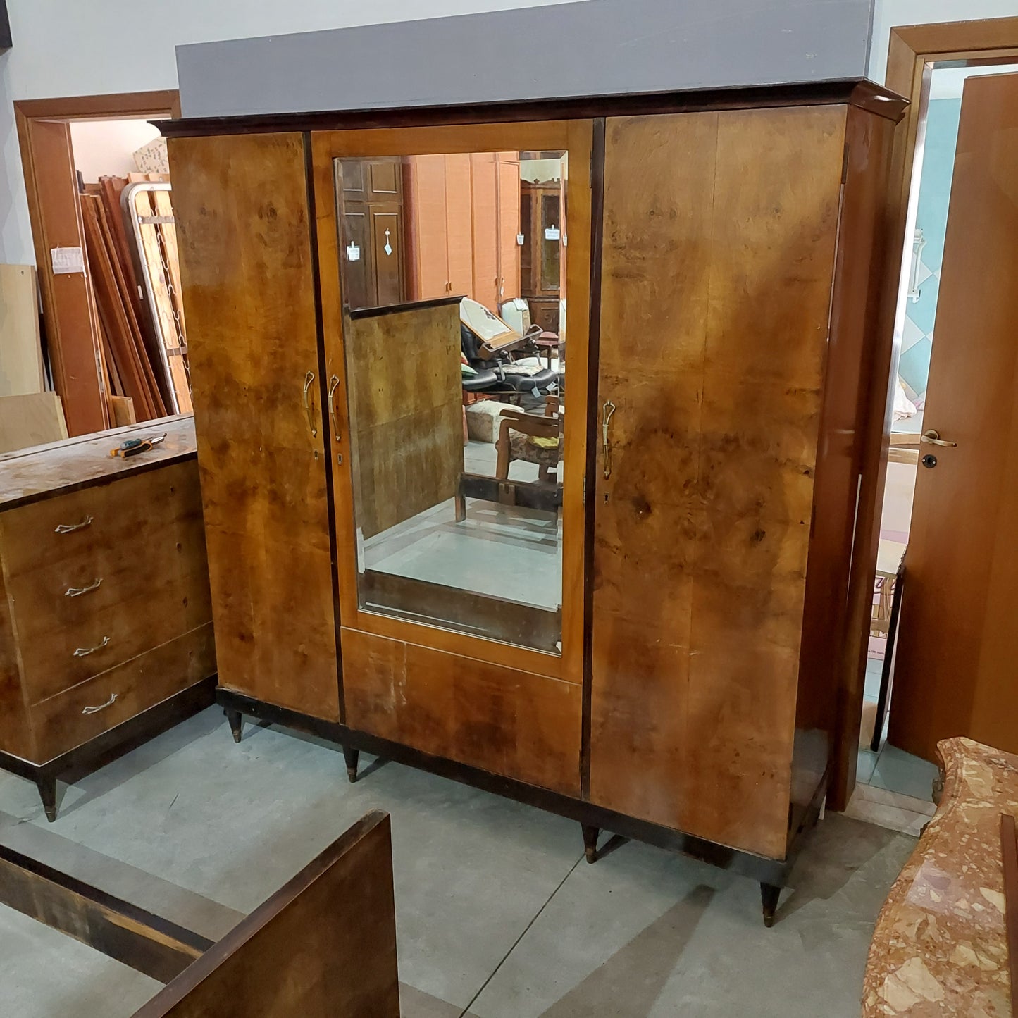 Armadio Legno St.decò 3/ante Con Specchio Cm197x58x200h