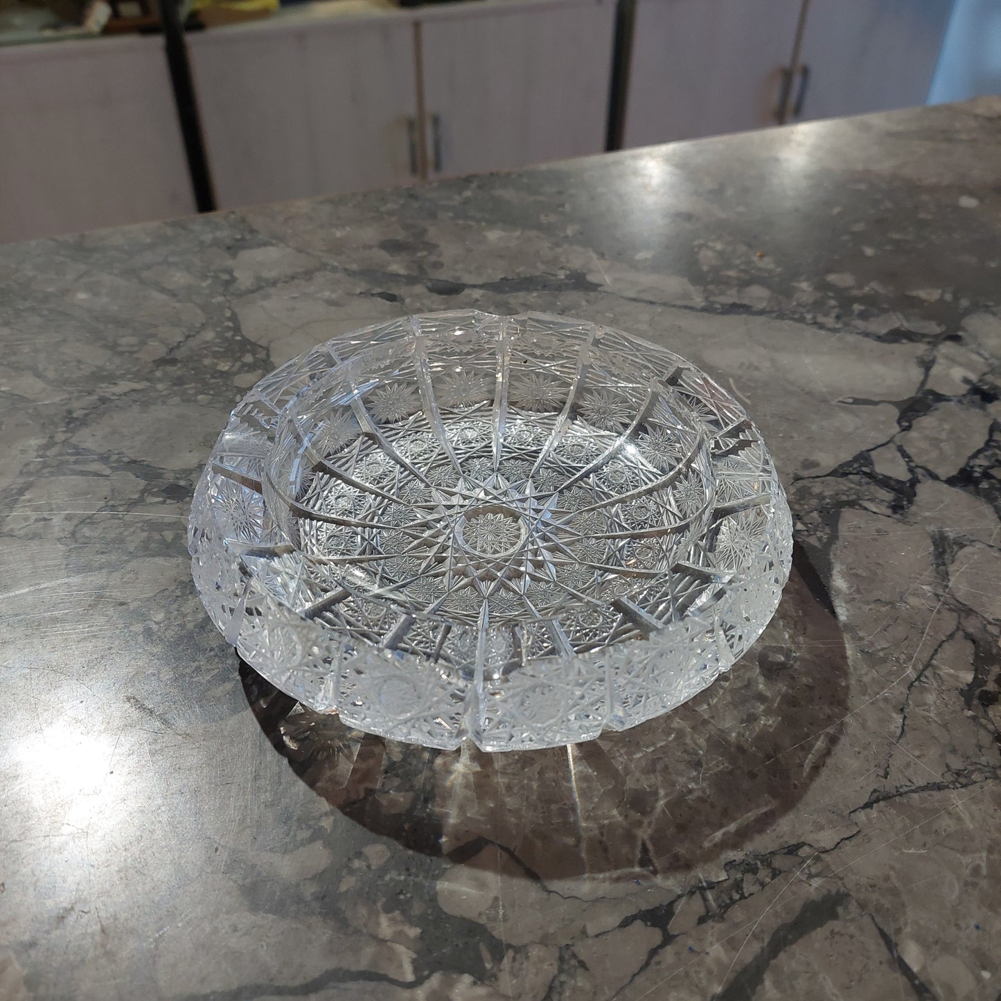 Posacenere Cristallo Molato Di Boemia D16x4h