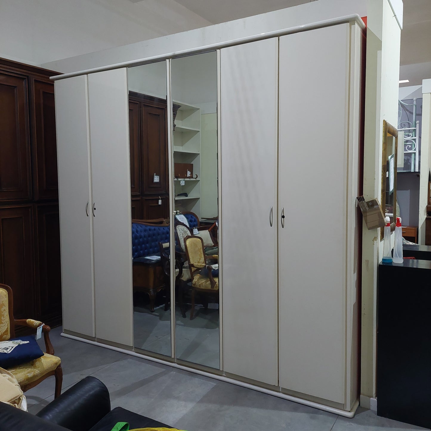 Armadio Bianco 6 Ante Con Specchi Cm298x60x263h