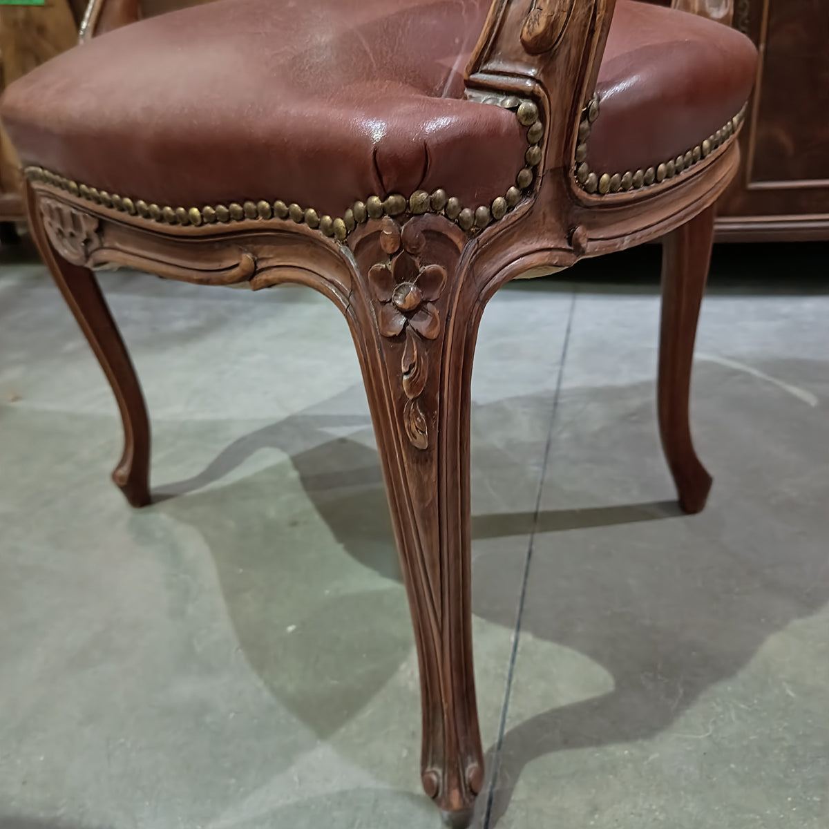 Poltrona Con Braccioli Pelle St. Luigi