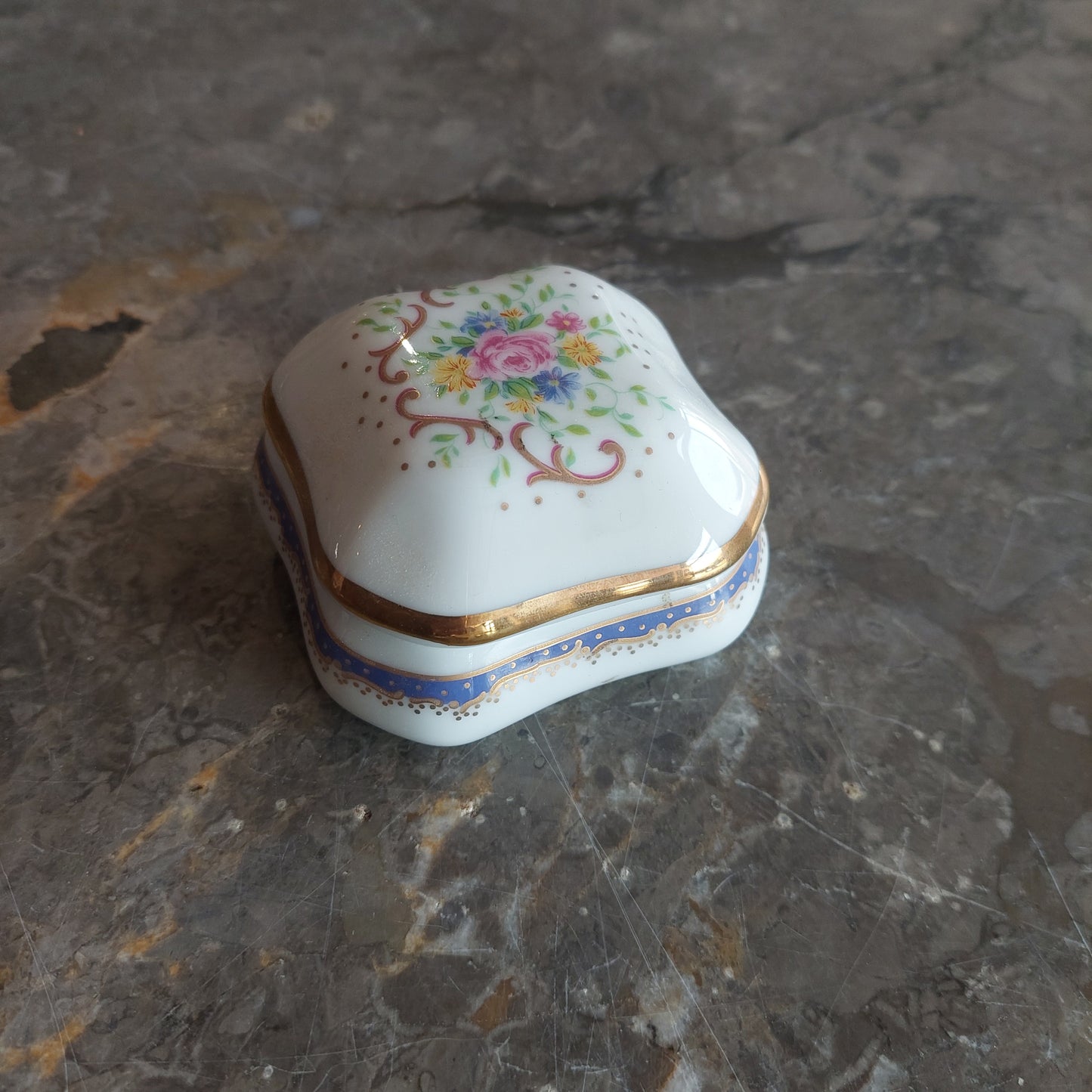 Scatolina Porcellana Limoges Oro 22k