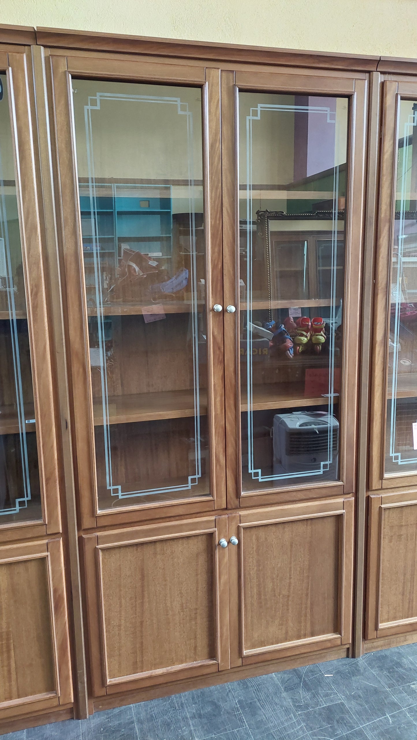 Parete Libreria Vetrina Noce 10/a 10/s Cm563x37x231h