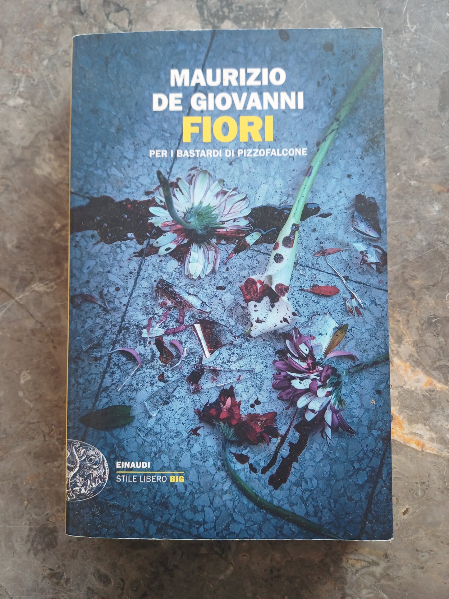 L/fiori Per I Bastardi Di Pizzofalcone - Maurizio De Giovanni