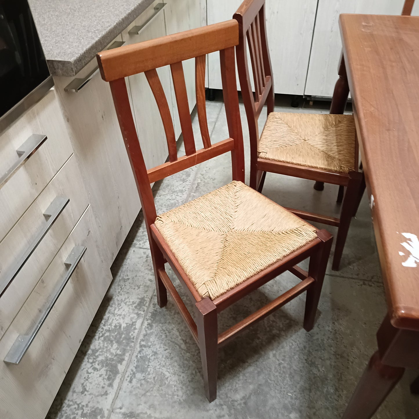 Set/tavolo Da Pranzo Color Noce + 4 Sedie Cm130x80x79h