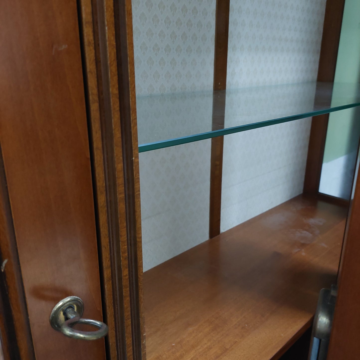 Vetrina* Cristalliera Noce 3 Ante Cm196x53x220h